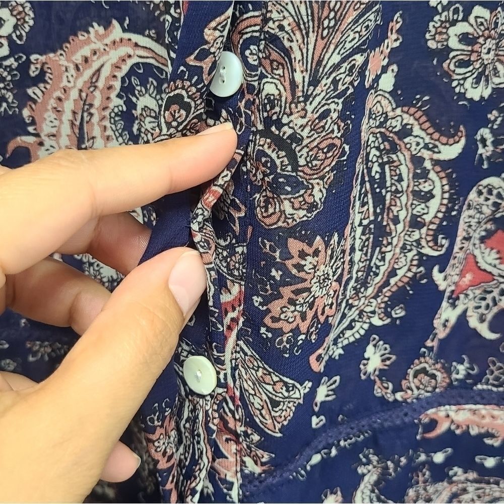 Octavia Button Down Sheer Blouse Size Small‎ - Picture 10 of 12